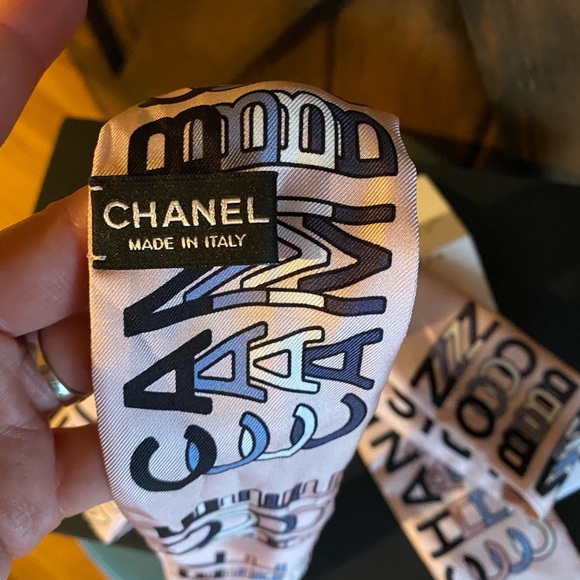 💕Chanel Rue Cambon Bandeau Twilly Pink hair hand tie - Picture 6 of 9